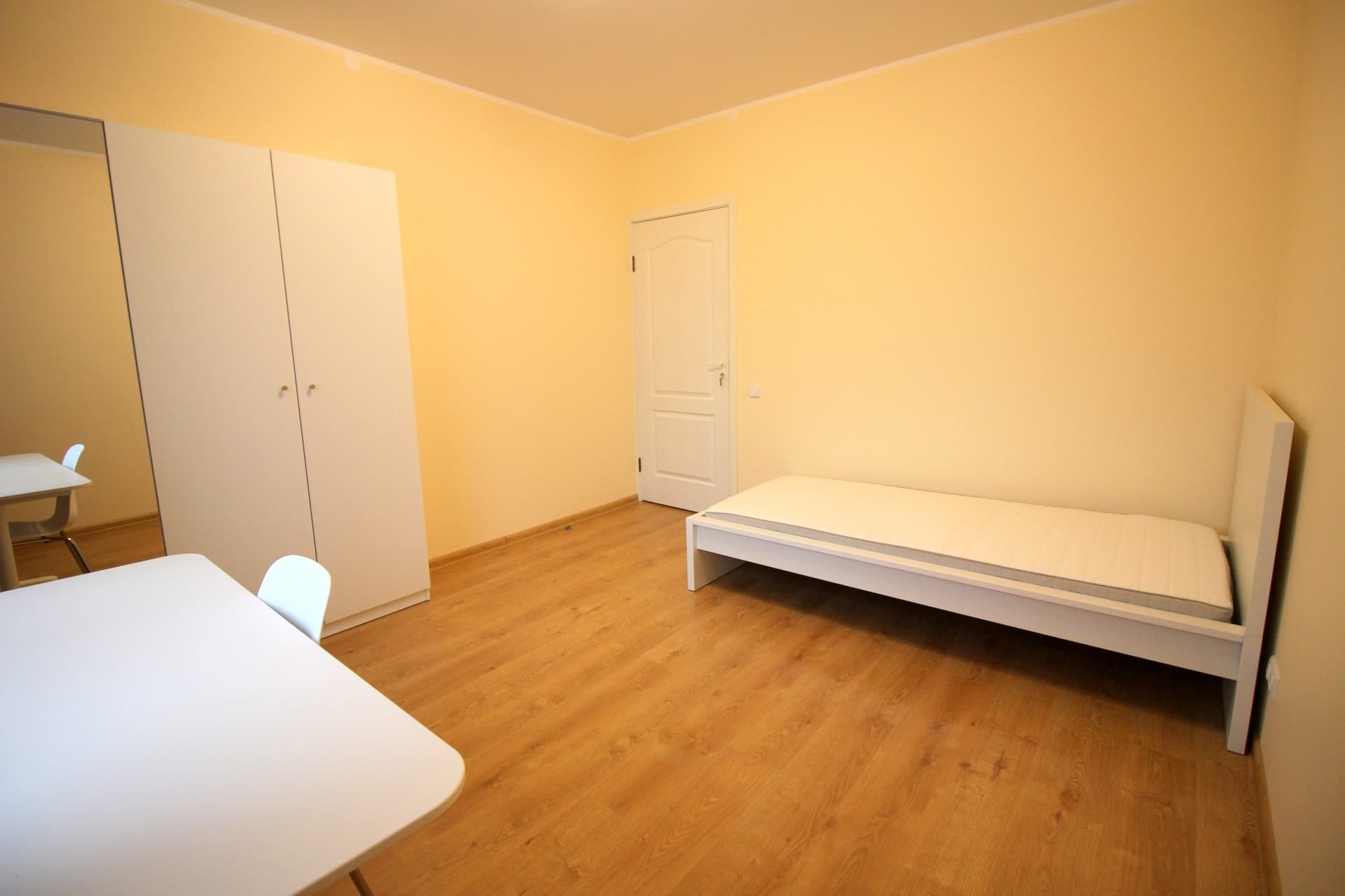 Room 5, Kaunas Kalniečių str. 216