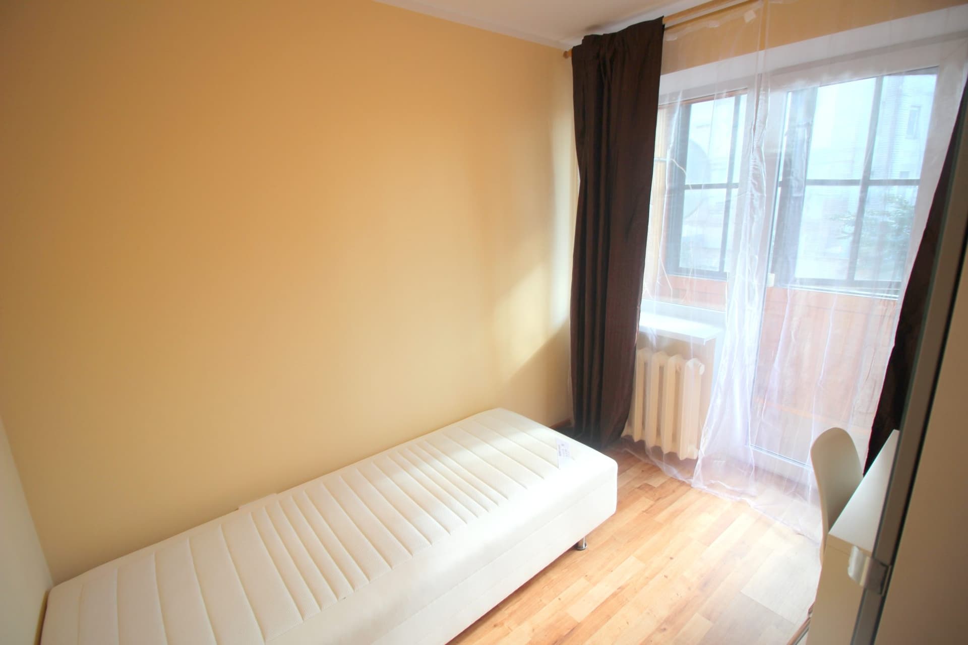 Room 4, Kaunas Vytauto ave. 9