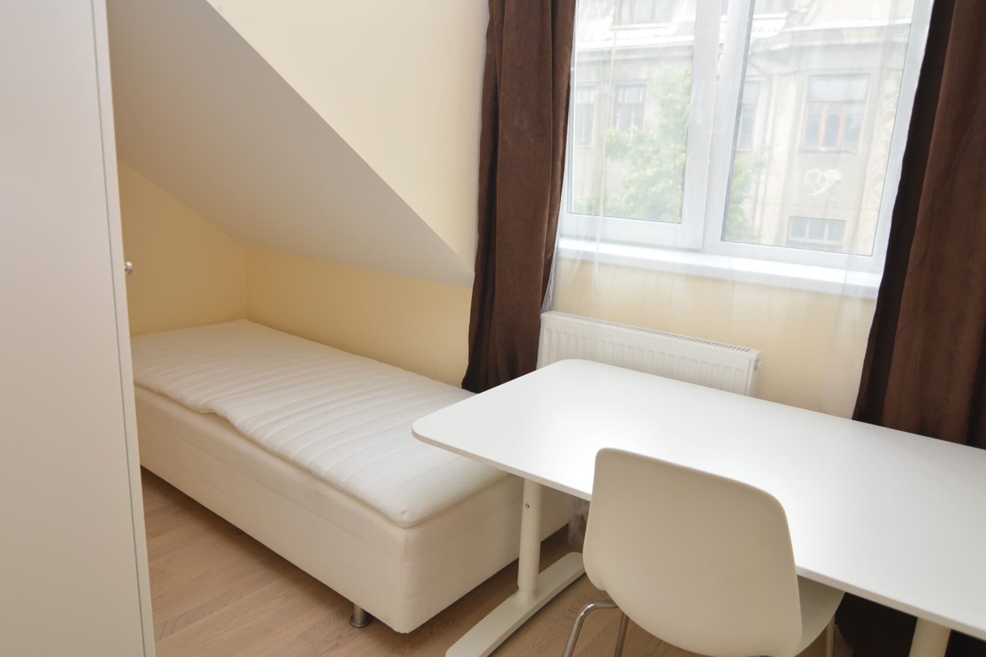 Room 3, Kaunas Savanorių ave. 14